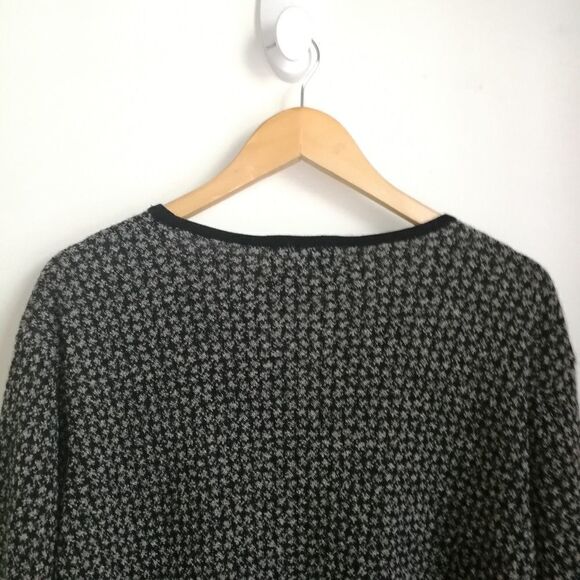 VINTAGE Grey Granny Preppy Wool Boucle Lambswool Long Cardigan Plus Size 1X - Picture 9 of 14